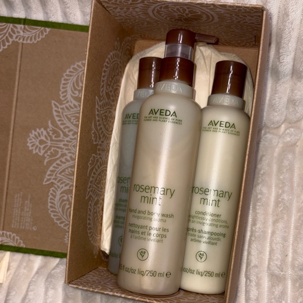 Aveda Rosemary Mint Hair and Body Gift Set-Best Seller